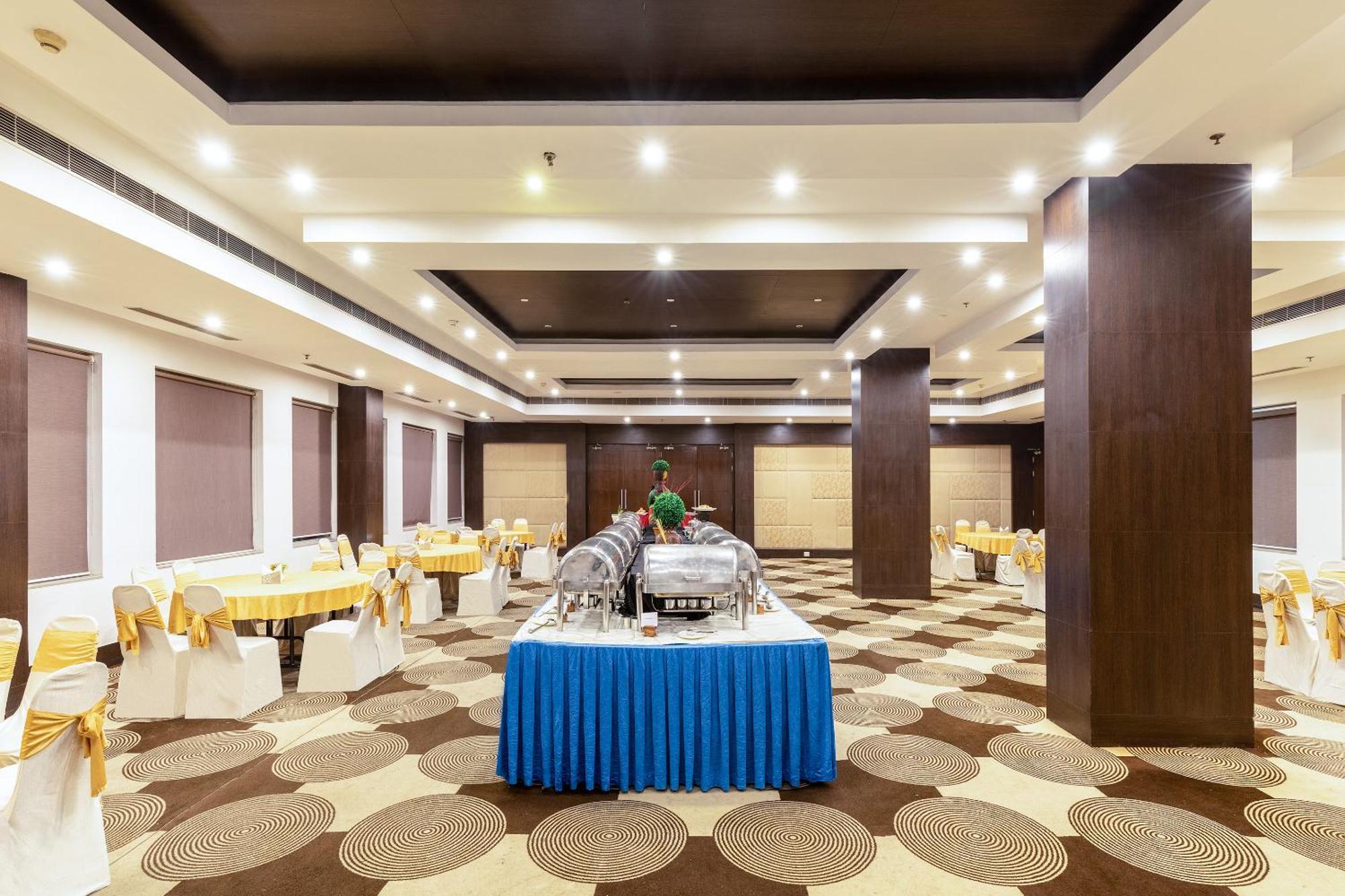 4 บาย โอโย - จันทิครห์ Hotel Zirakpur ภายนอก รูปภาพ